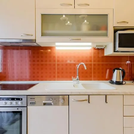 Lavender 2bdrm Apartment, Vesta Philoxenia Thessaloniki